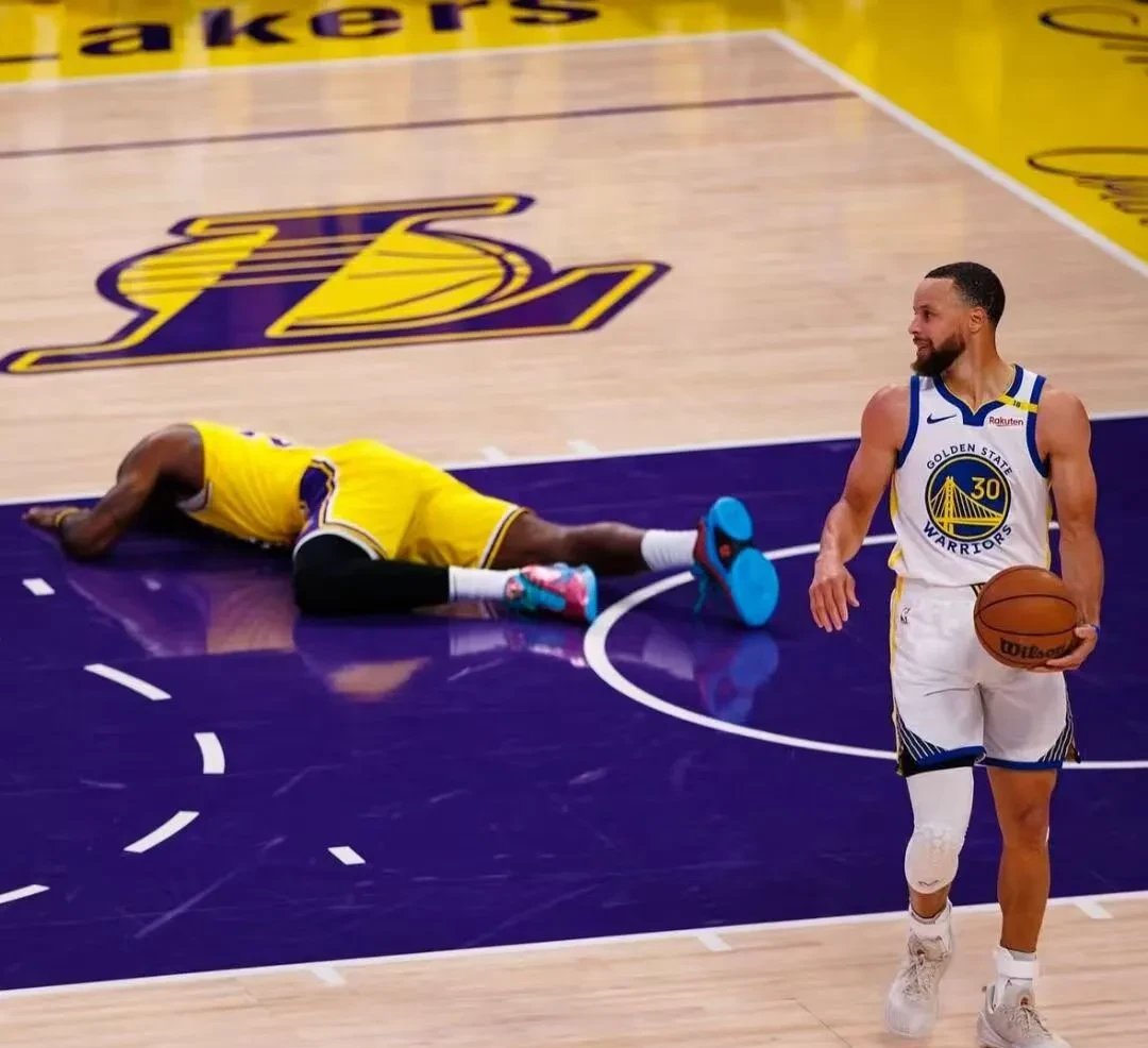 九游官网主页-杜兰特新星出色防守表现突出，DWG前途光明！上演精彩一战的简单介绍