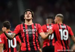 九游娱乐中心-今晚欧超杯焦点战，AC米兰官宣签约，底气十足，球队文化再被提及(ac米兰历年阵容名单)