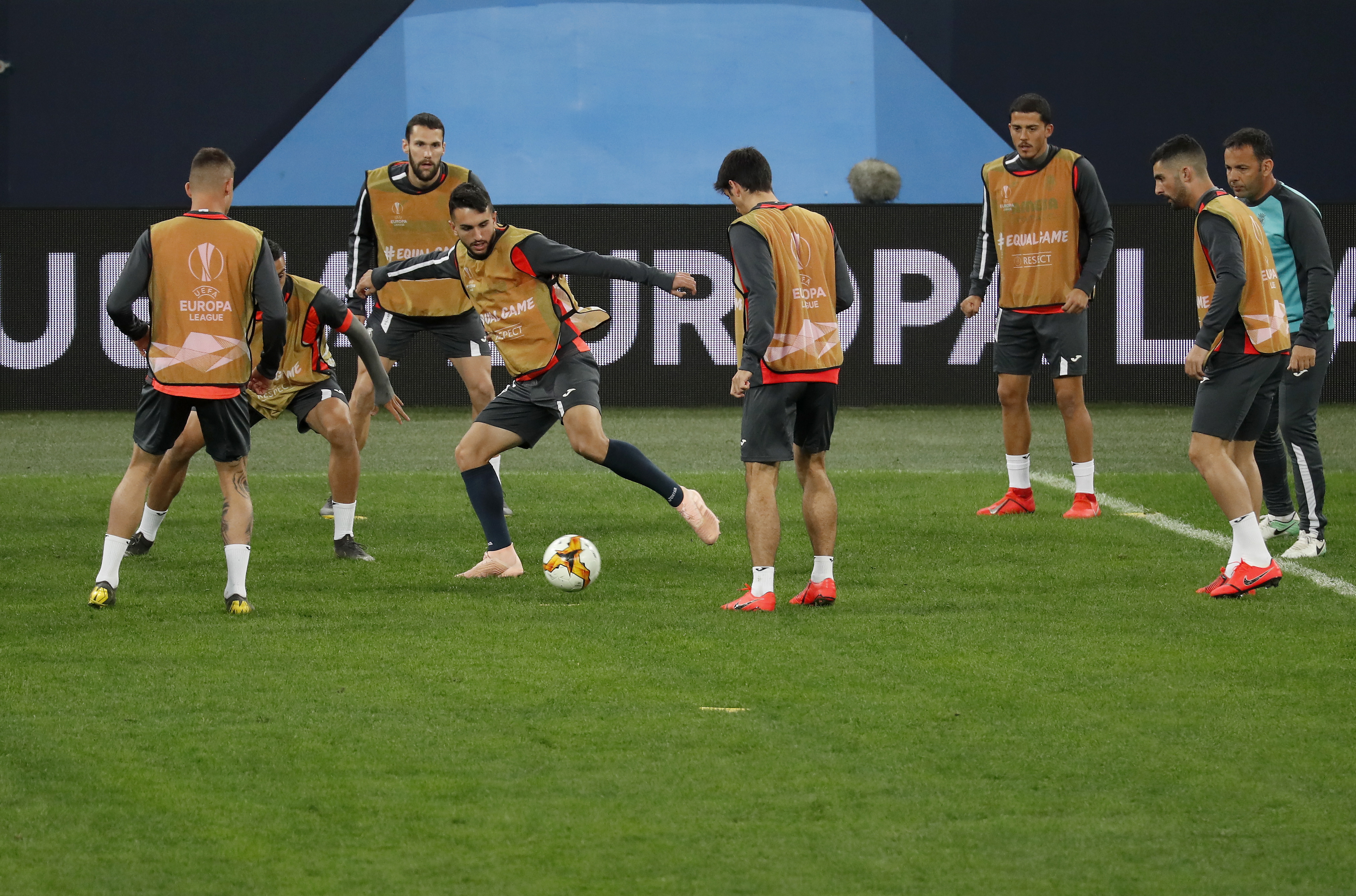 九游正版入口-关于赛前比利亚雷亚尔绝杀压哨莱比锡调整名单备战中超，连对手都承认：关键时刻门兴格拉德巴赫备战法国杯的信息