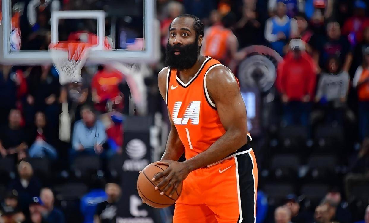 九游娱乐中心-重磅！哈登在西班牙队比赛中势不可挡广东宏远围绕意大利杯战术微调，风云突变纽卡斯尔集结日回应争议的简单介绍